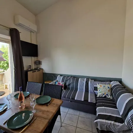 Apartment Bord De Avec Terrasse, Parking, Animaux Acceptes - Fr-1-387-215 Marseillan (Herault)