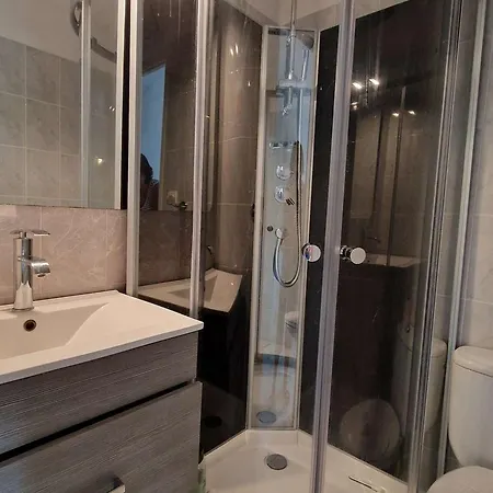 Bord De Avec Terrasse, Parking, Animaux Acceptés - Fr-1-387-215 Marseillan (Herault)