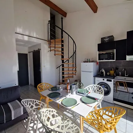 Bord De Avec Terrasse, Parking, Animaux Acceptes - Fr-1-387-215